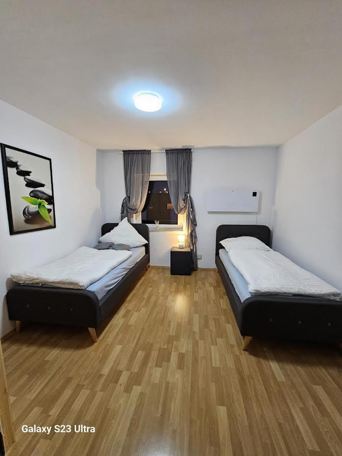 M&L Wohnen 2 Appartement Essen Buitenkant foto